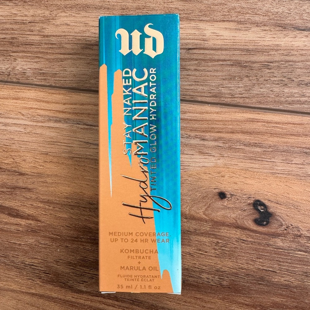 New Urban Decay Hydromaniac Glowy Tinted Hydrator Foundation. Medium dark color.